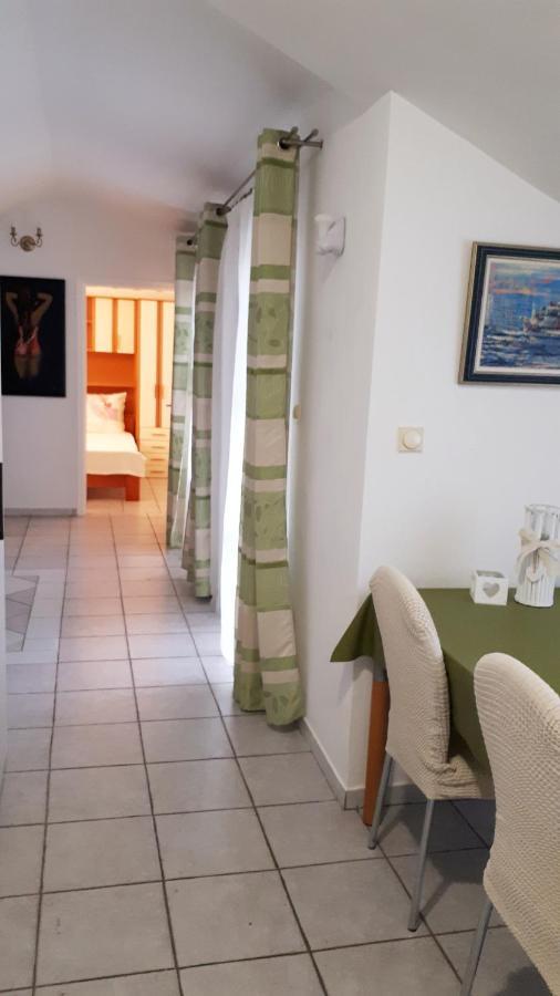 Apartmani Kalinic Bijela Pokoj fotografie