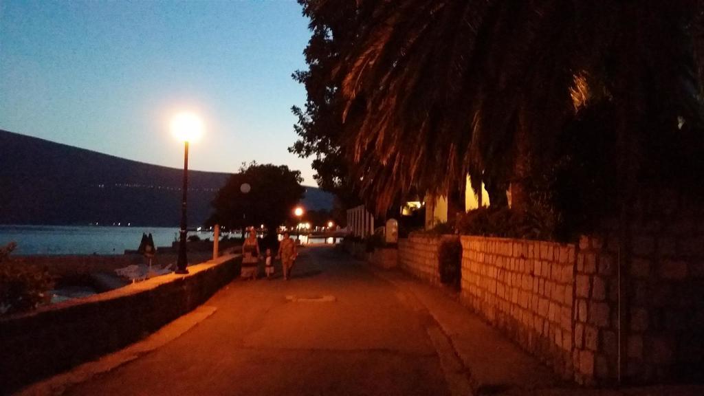 Apartmani Kalinic Bijela Exteriér fotografie
